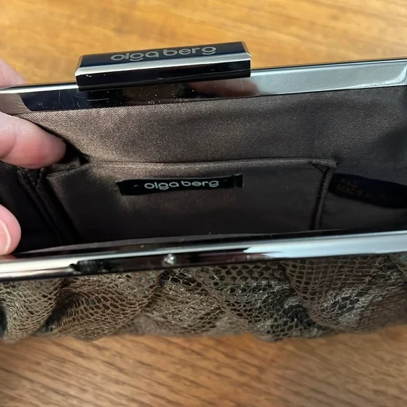 OLGA BERG SNAKESKIN CLUTCH/SHOULDER BAG - Picture 8 of 16